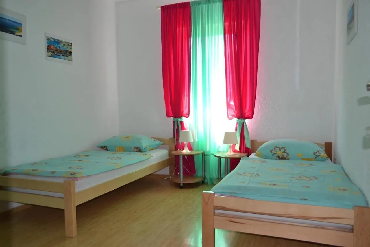 Apartman Basic Πούλα Κροατία