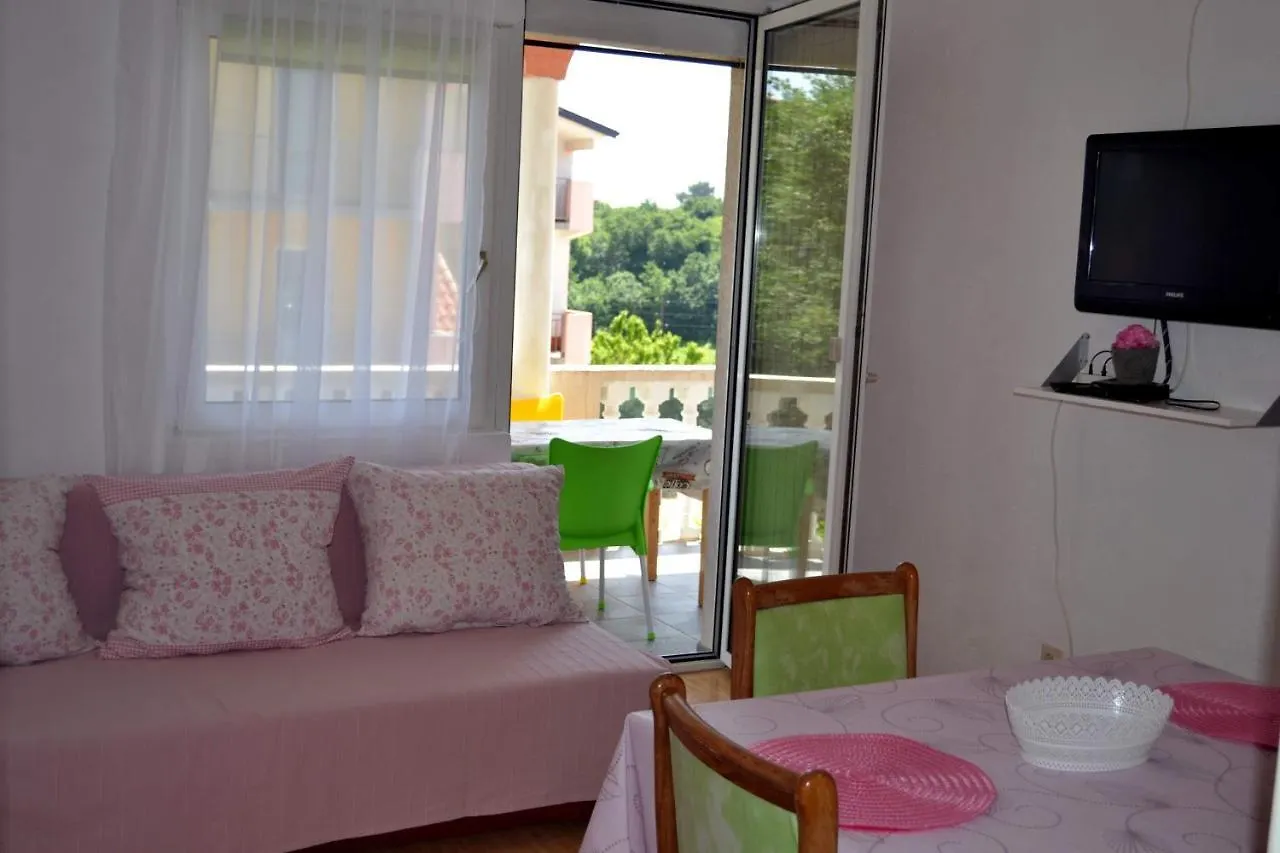 Apartman Basic Pula Appartement